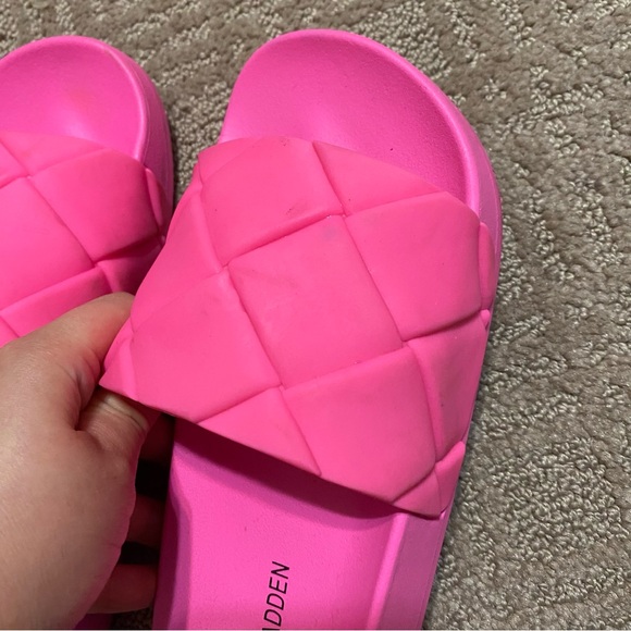 {Steve Madden} Soulful Slide Sandals- Pink- Size 5 - Picture 15 of 16
